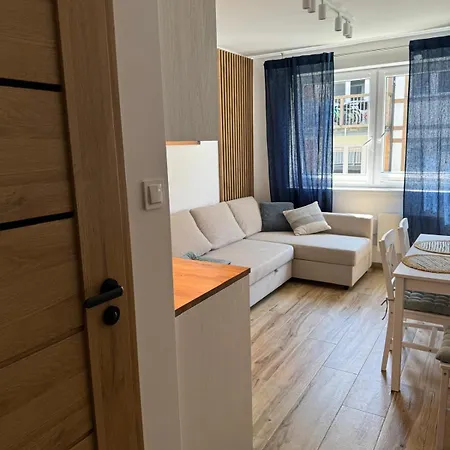 Debina * Debina (Ustka)